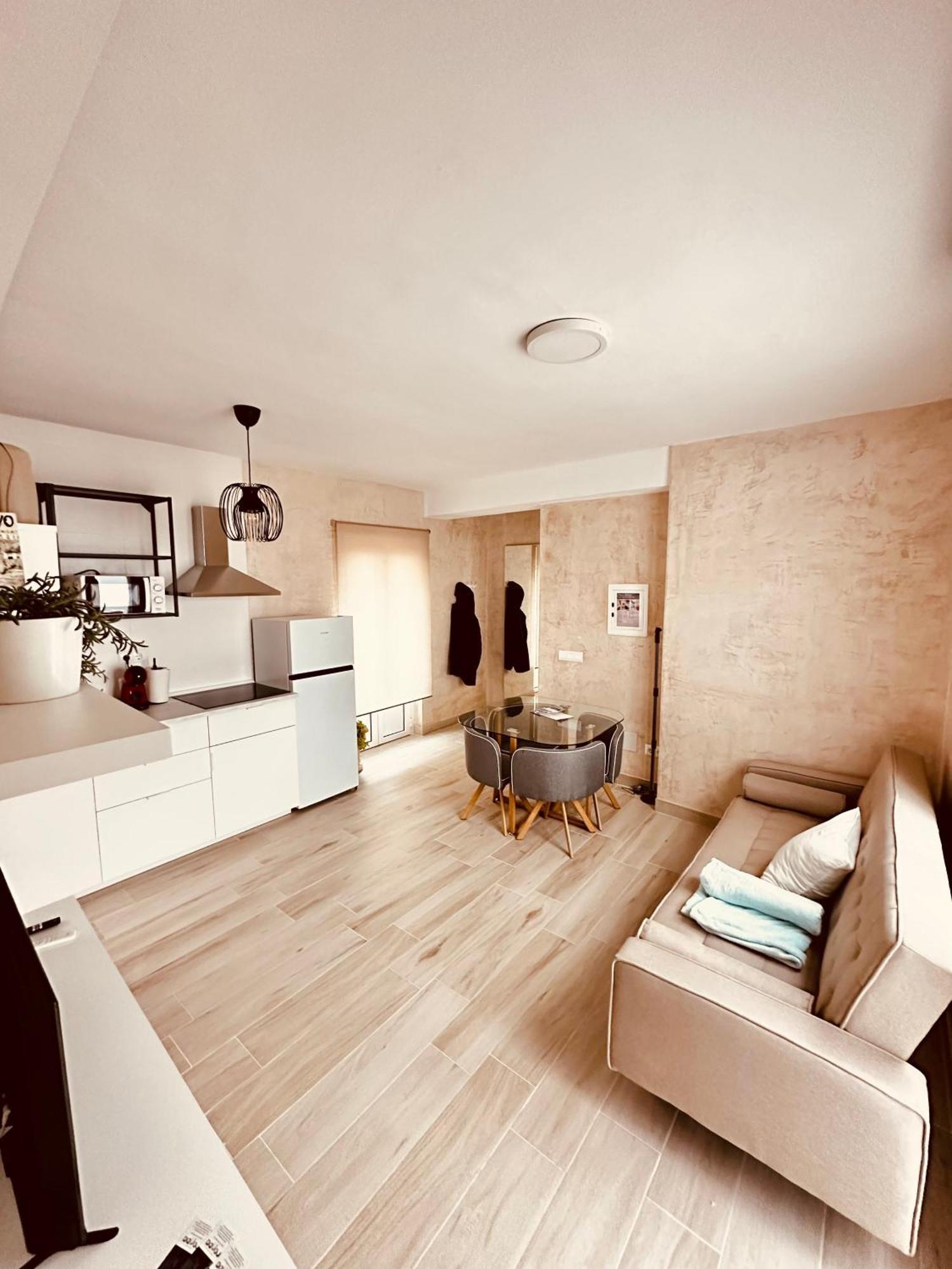 Cherry Deluxe Apartment 龙达 外观 照片